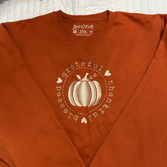 Tops - Women’s Orange 2X  women’s sweatshirt NWOT thankful blessed grateful plus size